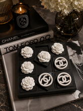 Load image into Gallery viewer, 3D-printed tic tac toe set detail view